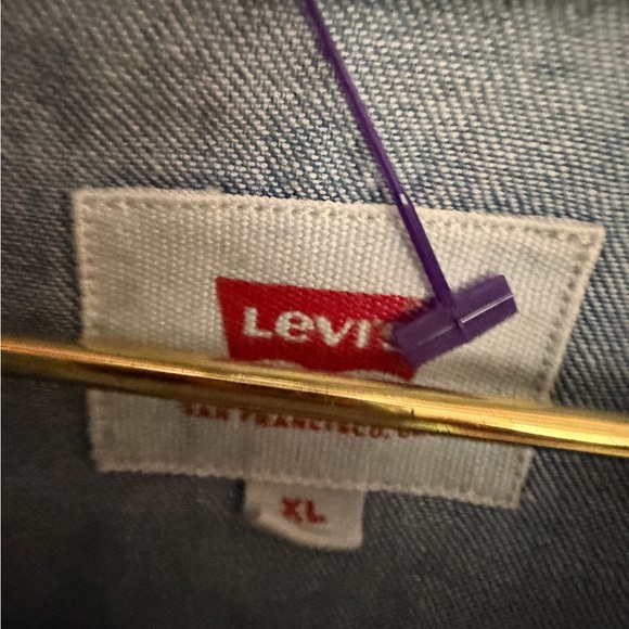 Levi's Bedazzled Blue Denim Shirt - Picture 3 of 4